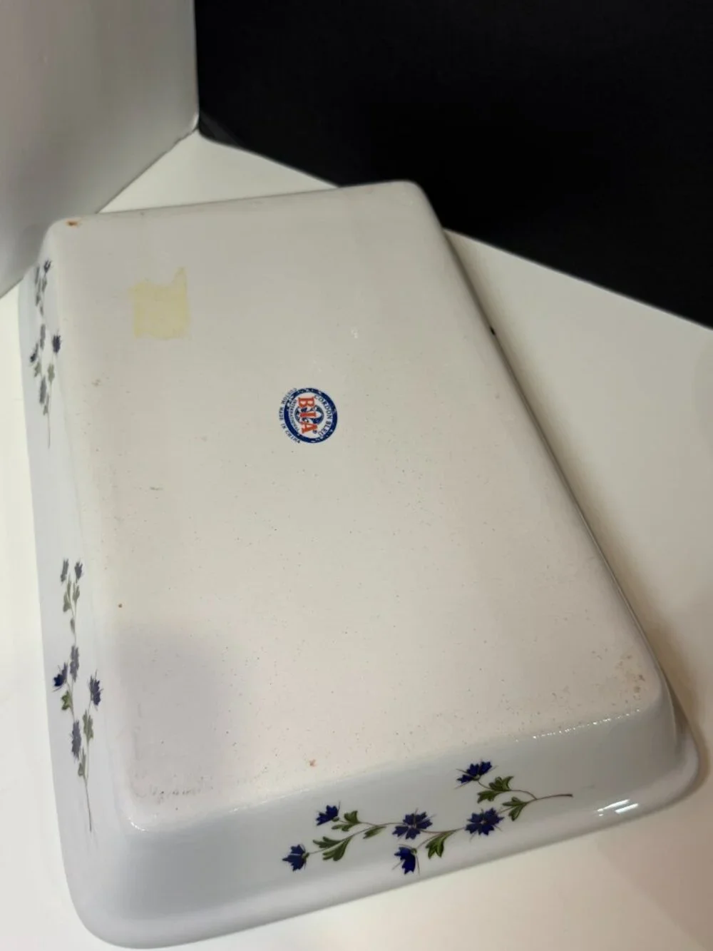 BIA Cordon Bleu 13x9 Baking Dish – White Porcelain, Amethyst Floral, EUC